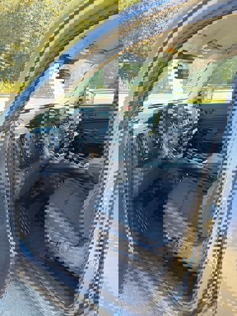 Used 2024 Nissan Pathfinder SV image 8