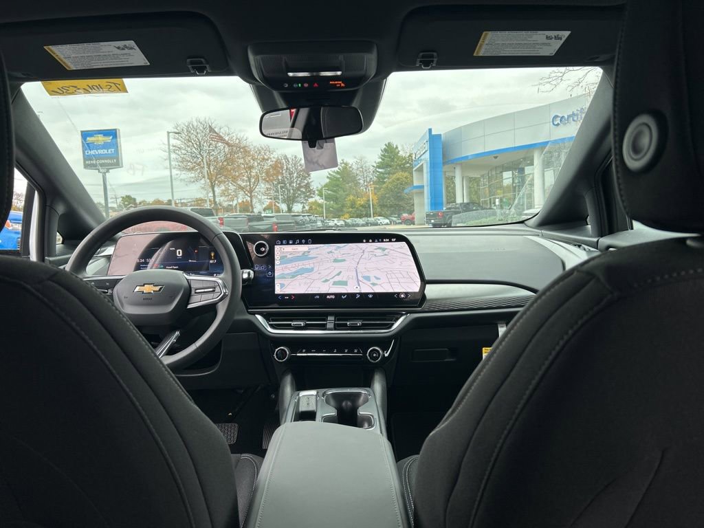 New 2026 Chevrolet Equinox EV LT image 21