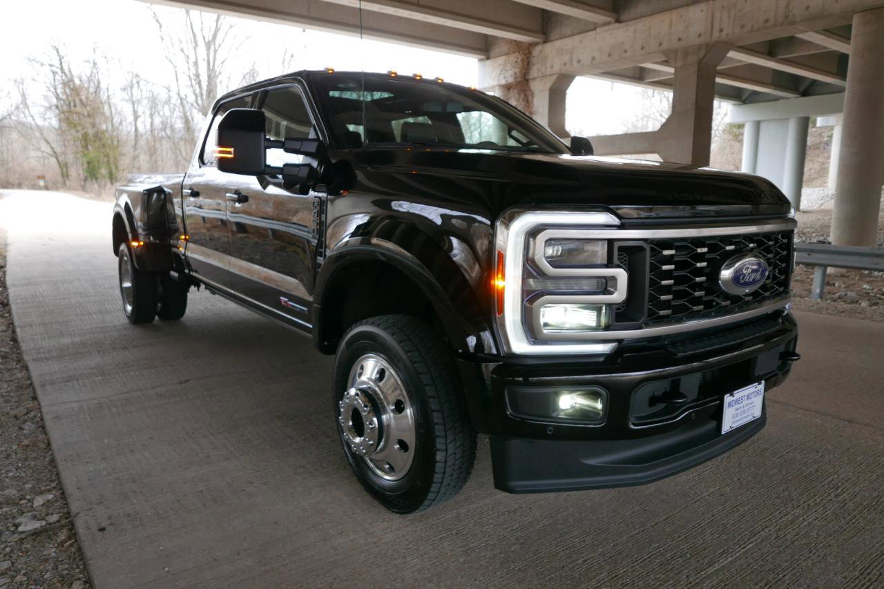 Used 2026 Ford F450 Platinum w/ FX4 Off-Road Package image 42