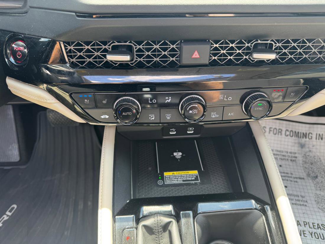 Used 2025 Honda Accord Touring image 12