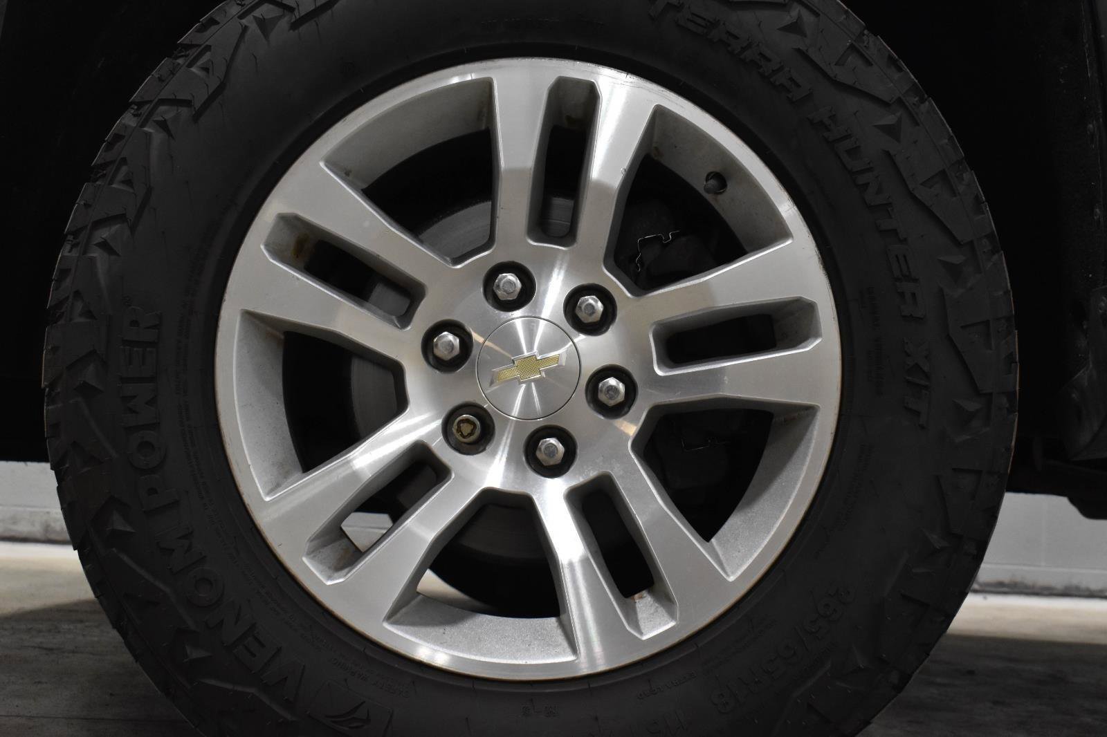 Used 2017 Chevrolet Silverado 1500 LT w/ All Star Edition image 29