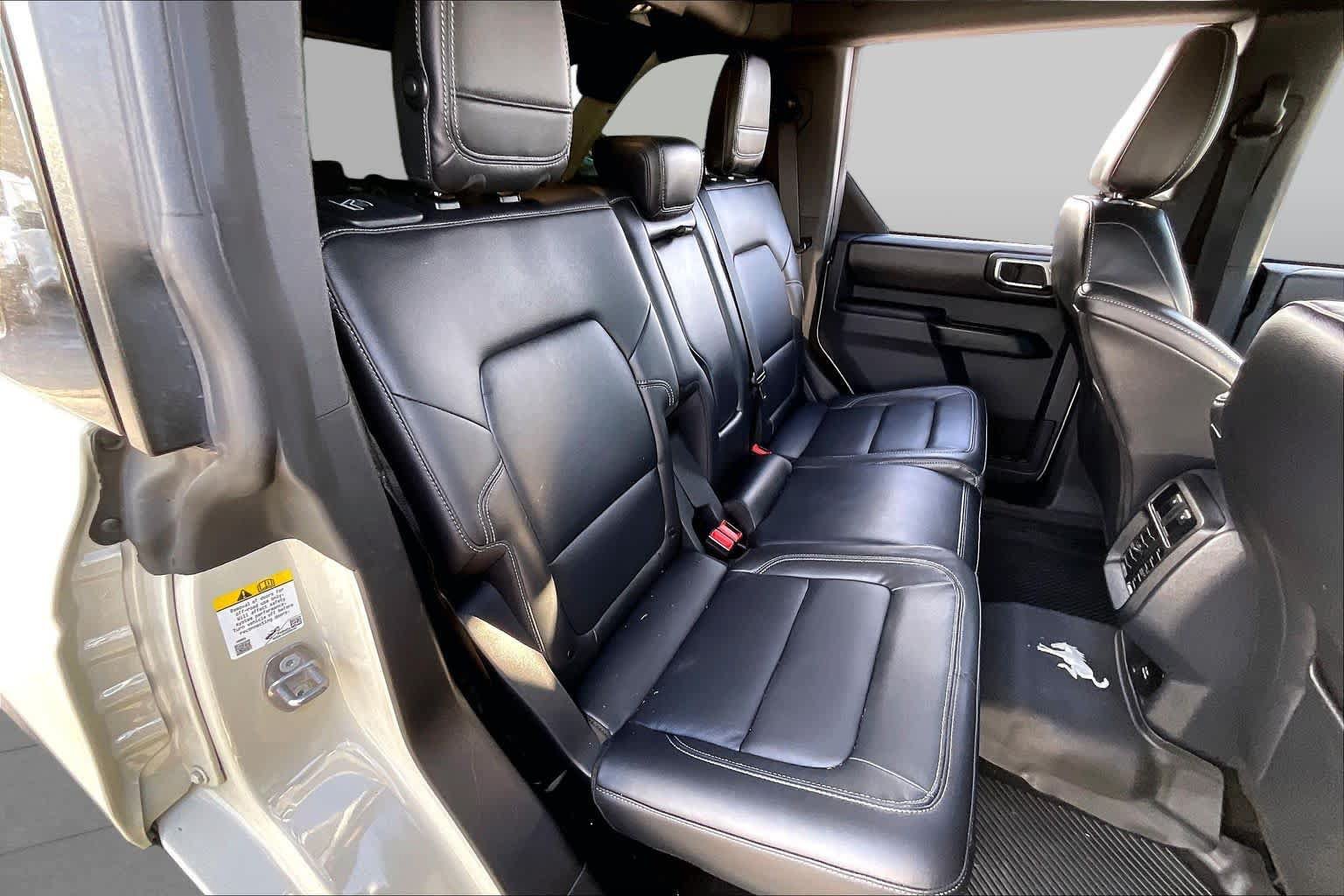 Certified 2025 Ford Bronco Outer Banks AWD/4WD image 17