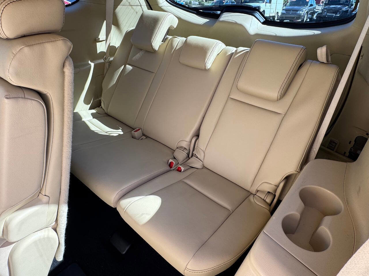 Used 2017 Toyota Highlander XLE image 13