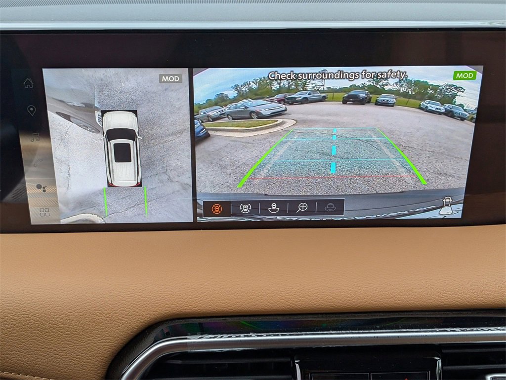 New 2025 Nissan Armada SL image 28