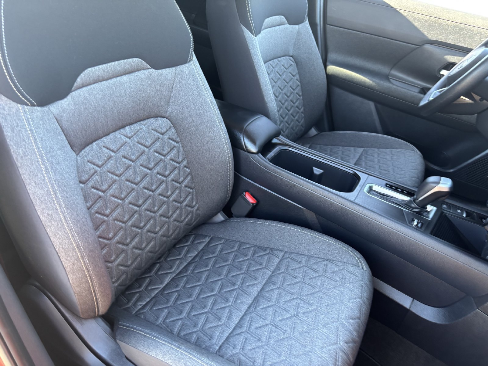 Certified 2026 Nissan Kicks SV FWD image 10