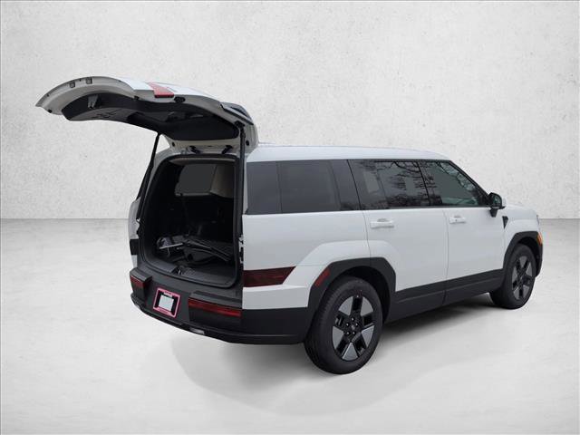 New 2026 Hyundai Santa Fe SE image 2