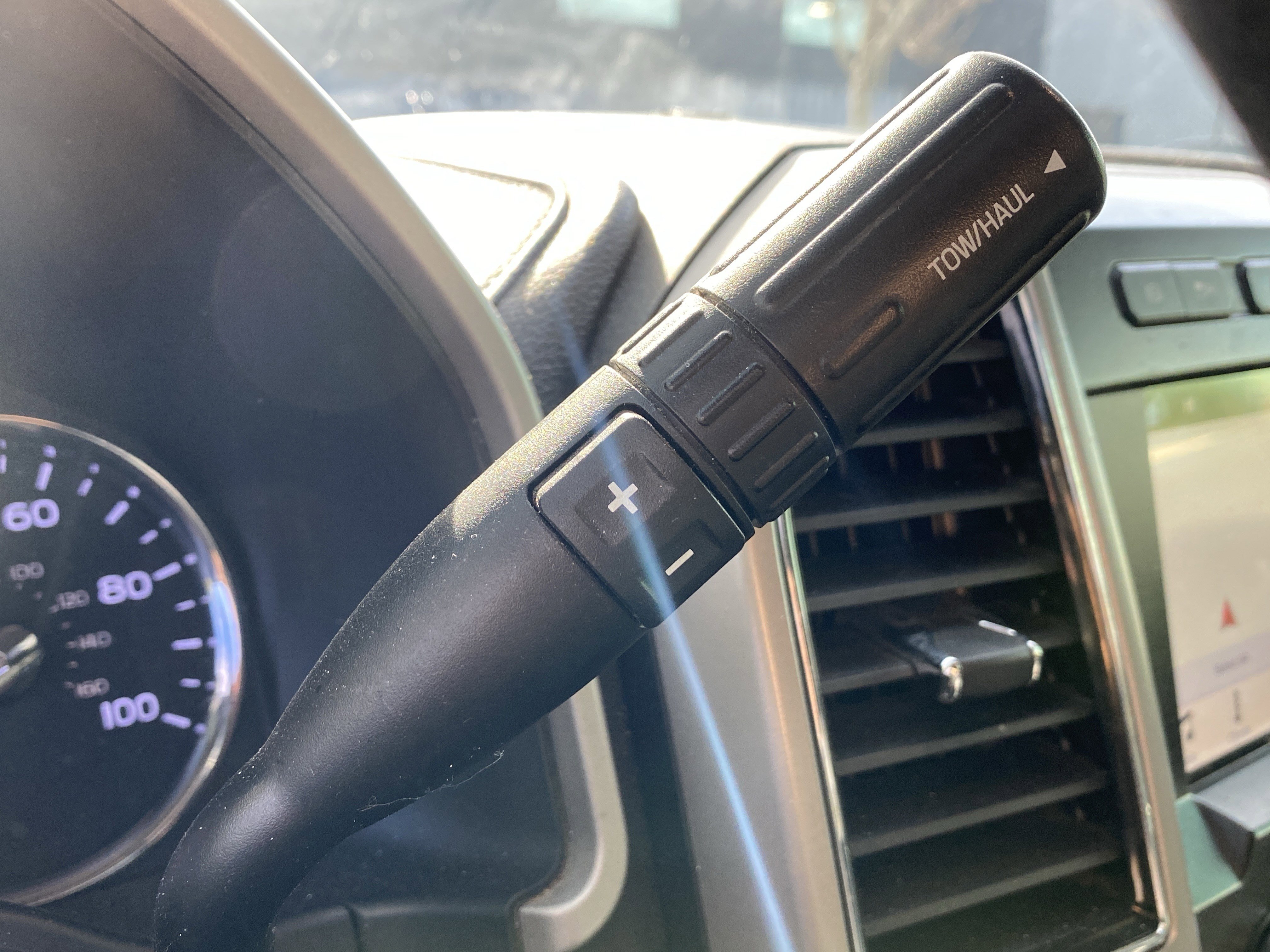 Used 2019 Ford F250 Lariat image 23