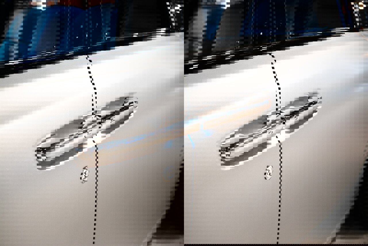 Used 2025 Rolls-Royce Phantom Sedan image 30