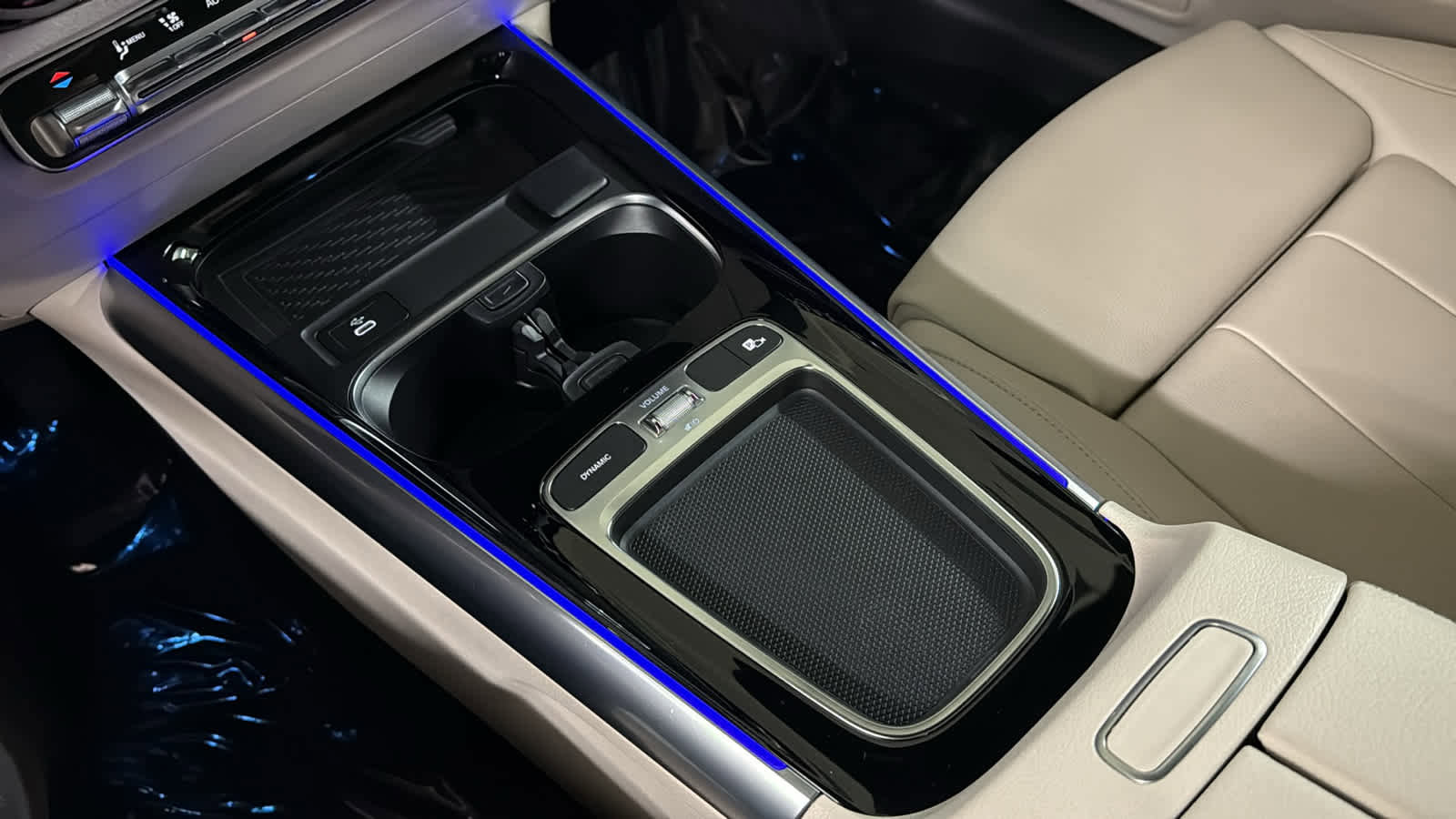 Used 2025 Mercedes-Benz GLA 250 4MATIC image 21