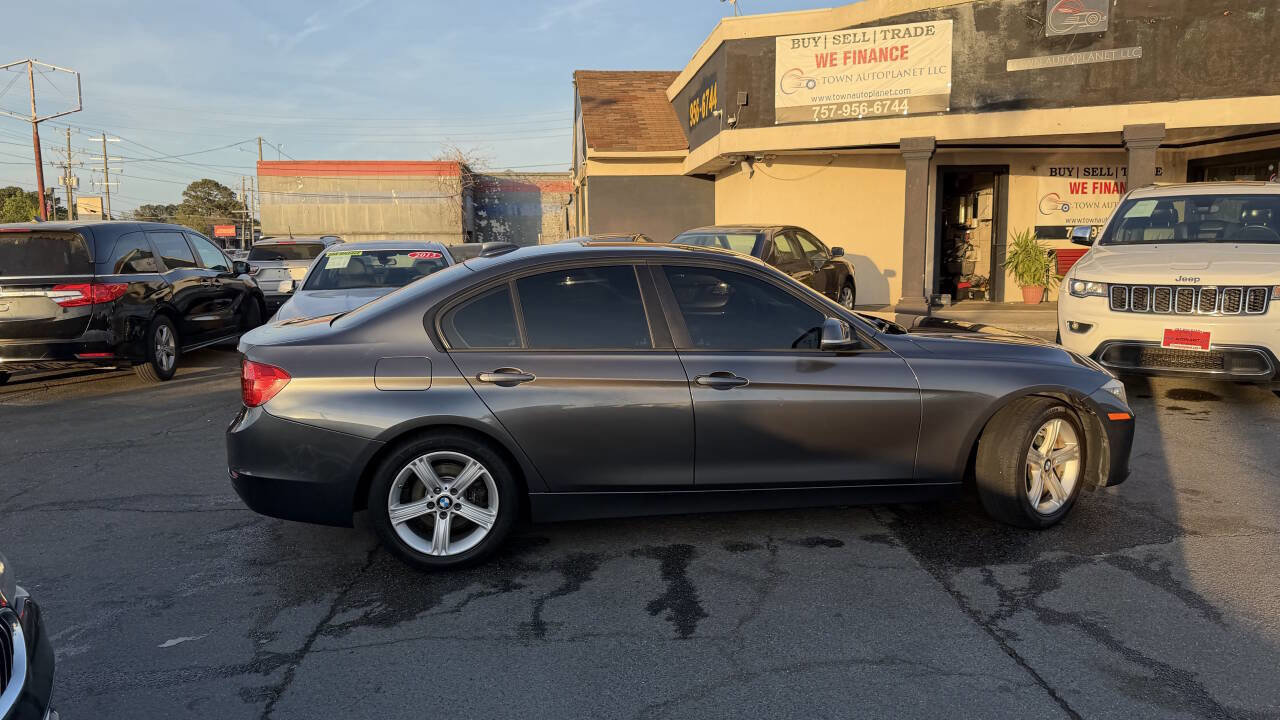 Used 2015 BMW 320i Sedan RWD image 7
