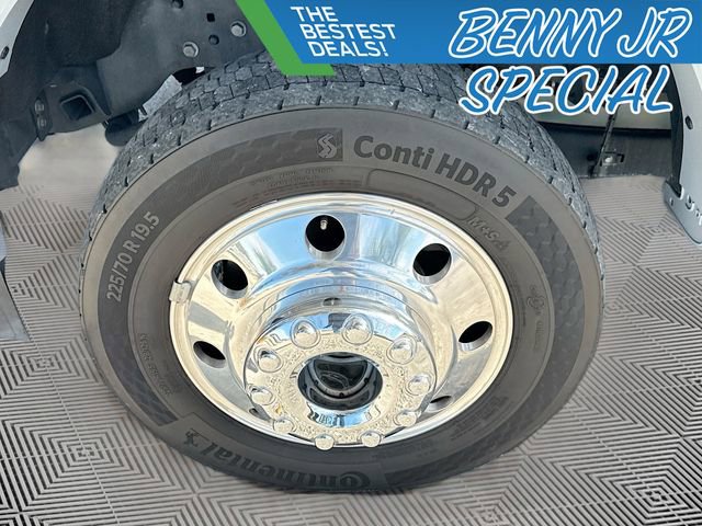 Used 2024 Ford F450 Limited w/ FX4 Off-Road Package image 33