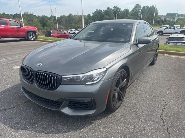 Used 2017 BMW 740i image 1