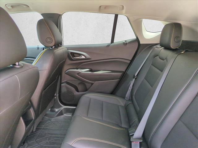 Used 2024 Chevrolet Trax ACTIV w/ Sunroof Package FWD image 18
