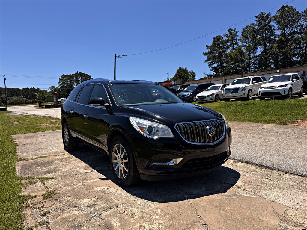 Used 2017 Buick Enclave Convenience w/ Trailering Package FWD image 3