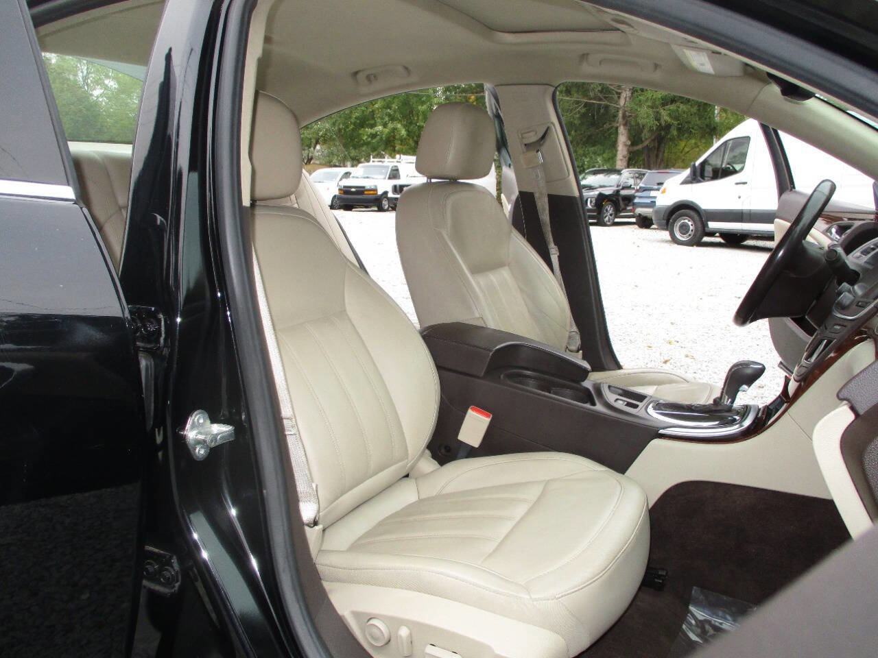 Used 2014 Buick Regal Premium image 22