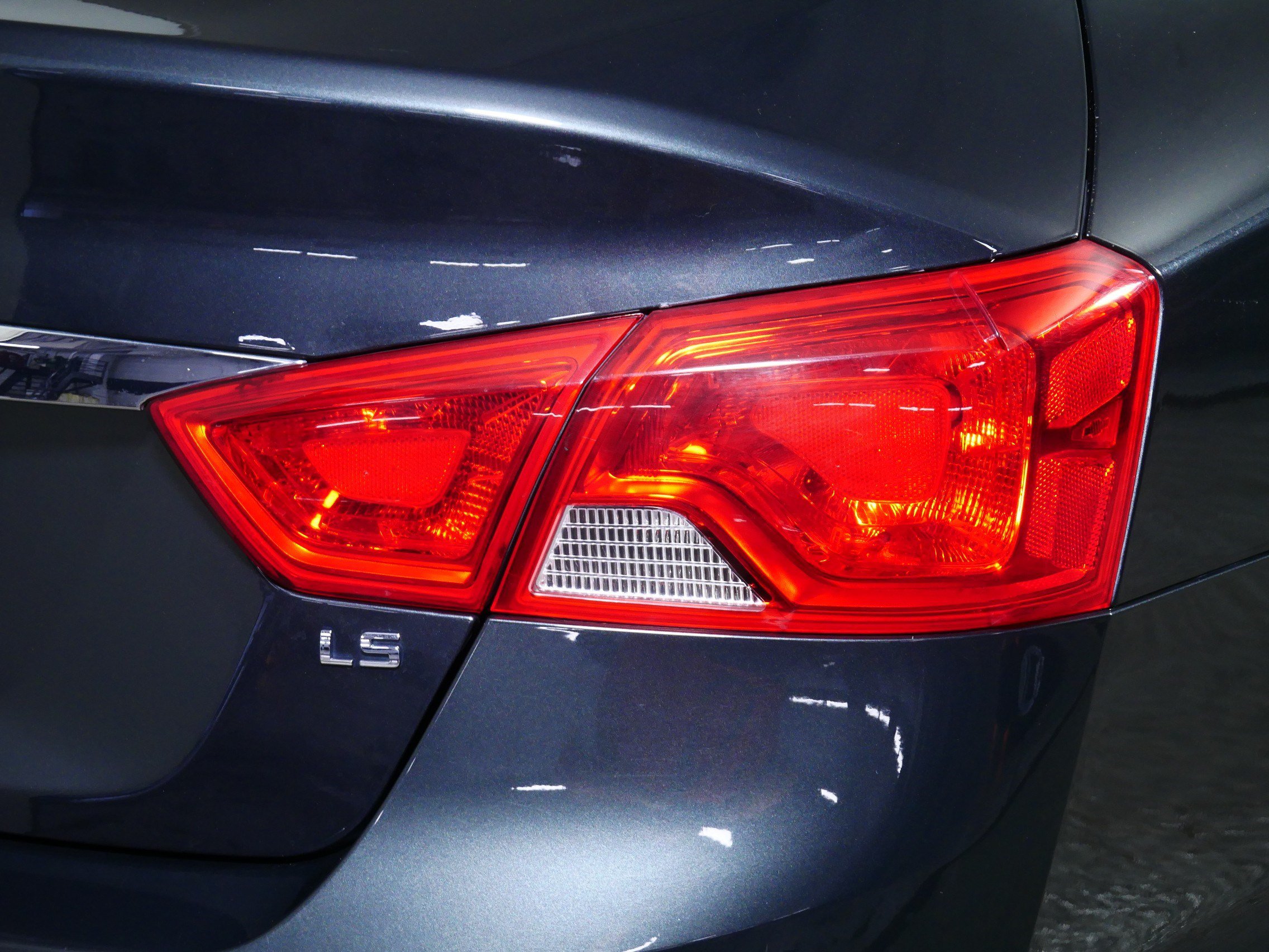 Used 2015 Chevrolet Impala LS FWD image 17