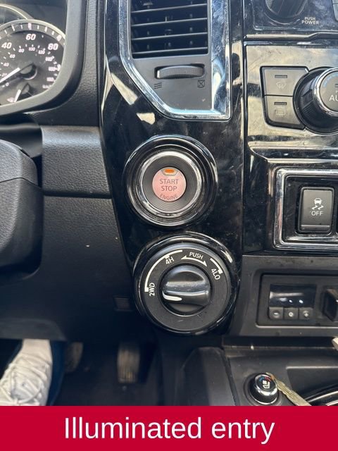 Used 2021 Nissan Titan Platinum Reserve w/ Moonroof Package image 25