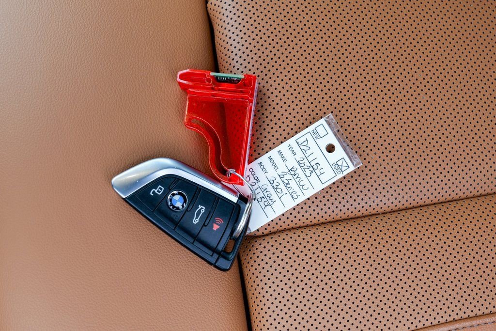 Used 2023 BMW 330i xDrive Sedan w/ Driving Assistance Package image 60