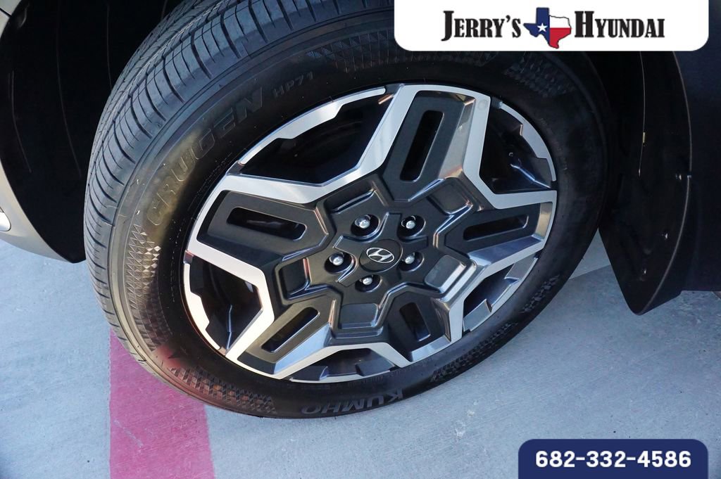 Used 2022 Hyundai Santa Fe Limited w/ Cargo Package image 9