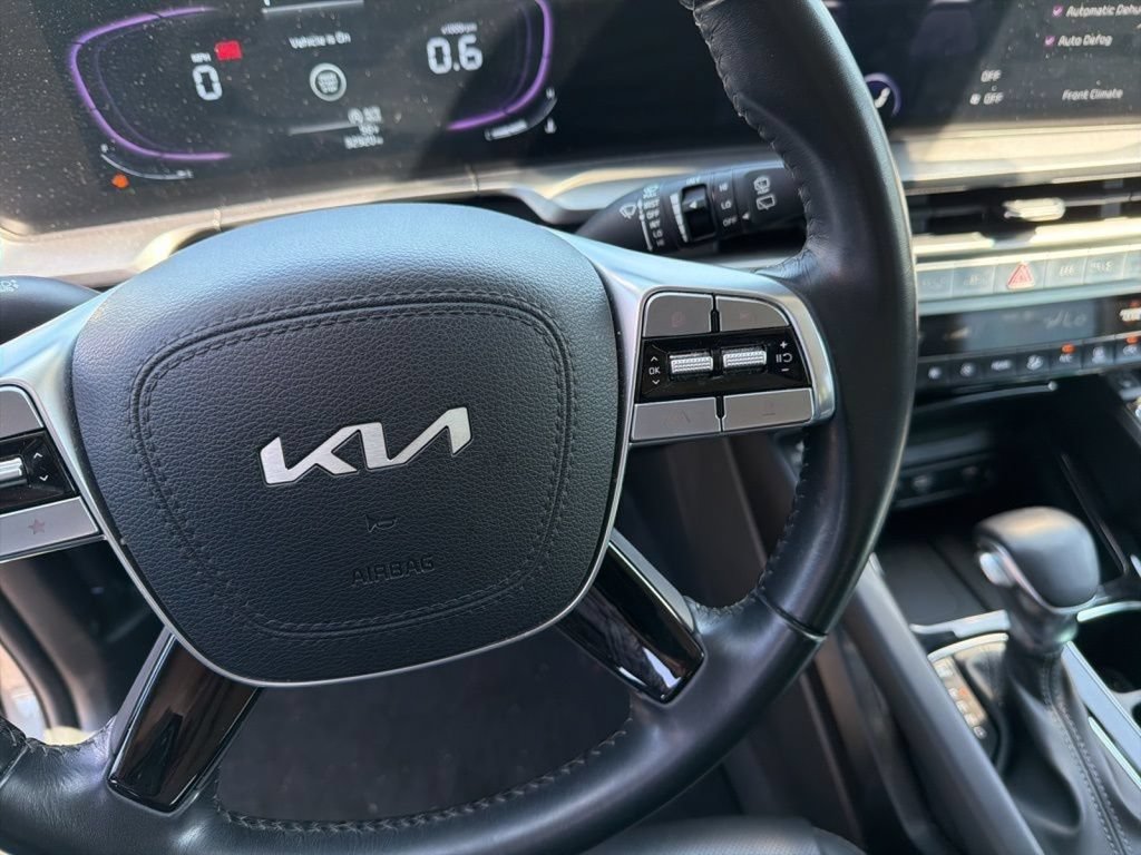 Used 2025 Kia Telluride S AWD/4WD image 21