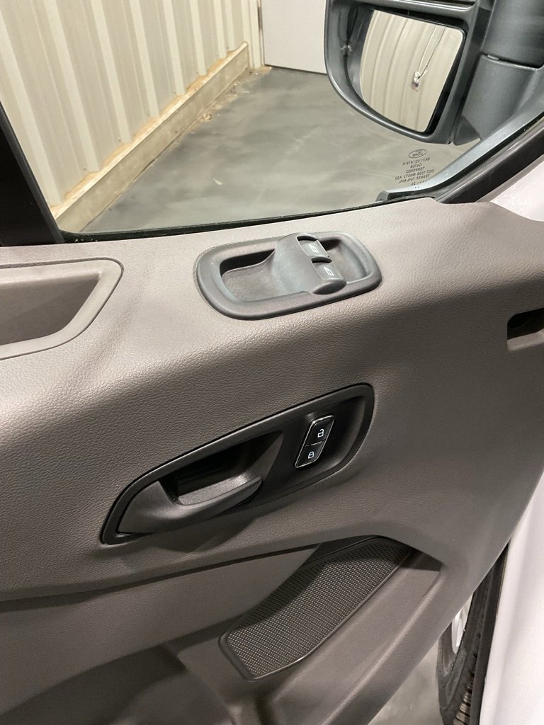 Used 2025 Ford Transit 350 XLT image 7