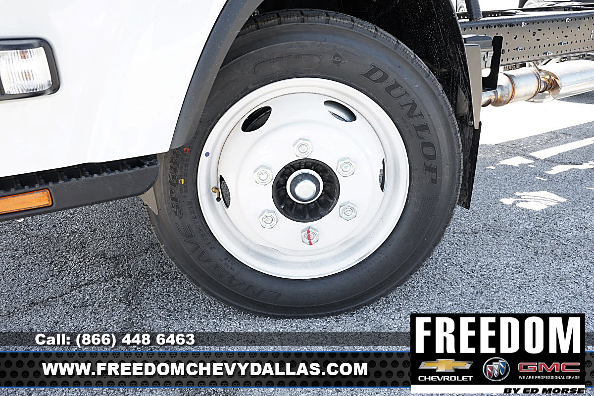 New 2024 Chevrolet Low Cab Forward image 9