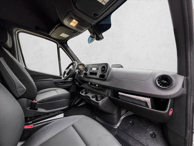 Used 2026 Mercedes-Benz Sprinter 2500 image 24