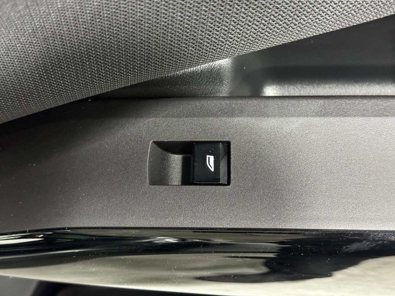 Used 2026 BMW X3 xDrive30 w/ Convenience Package image 22