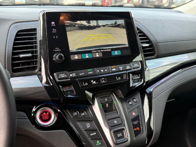Used 2023 Honda Odyssey Elite image 21