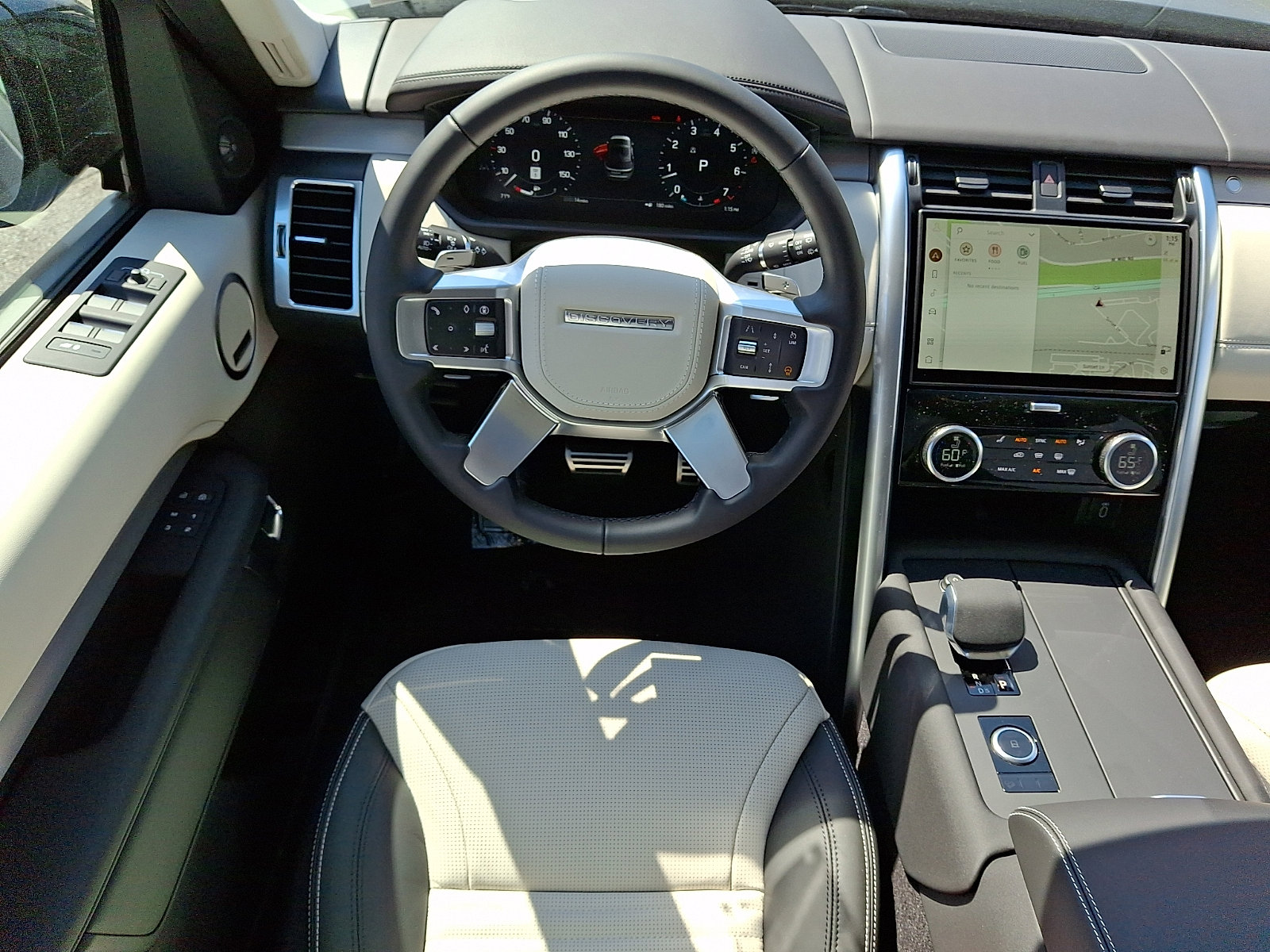 New 2026 Land Rover Discovery Limited Edition AWD/4WD image 4