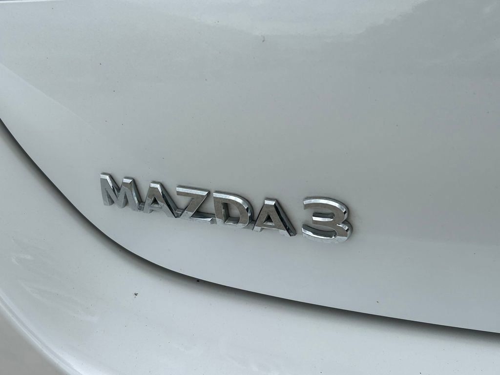 Used 2019 MAZDA MAZDA3 Sedan w/ Preferred Package FWD image 12