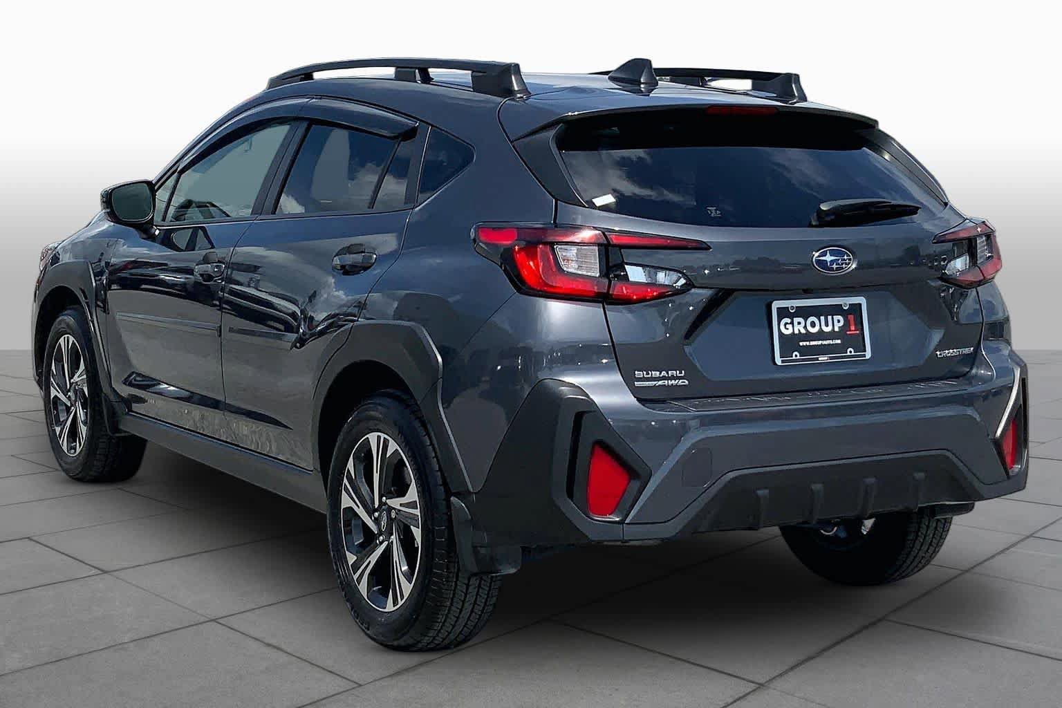 Used 2025 Subaru Crosstrek 2.0i Premium AWD/4WD image 11