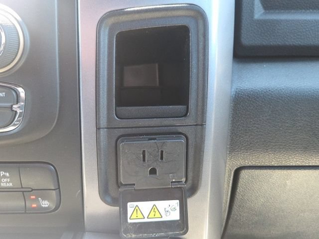 Used 2022 RAM 1500 Warlock AWD/4WD image 30