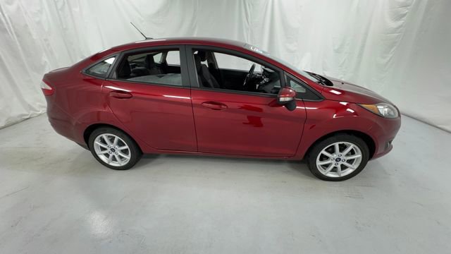 Used 2017 Ford Fiesta SE w/ Equipment Group 201A FWD image 2