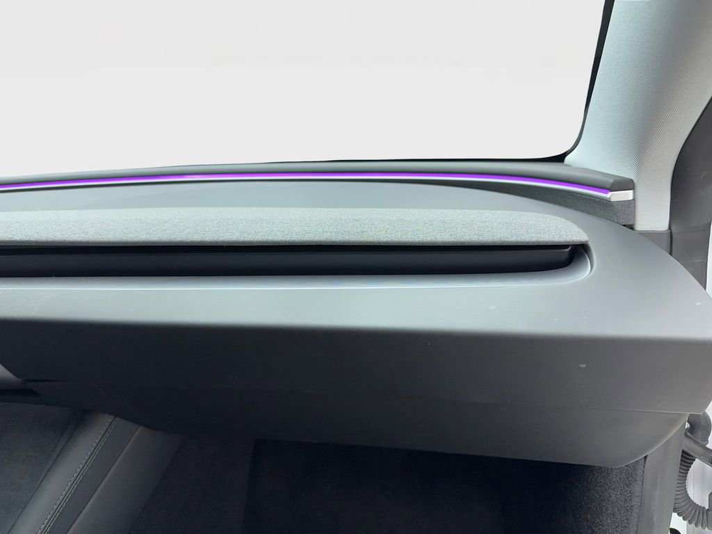 Used 2024 Tesla Model 3 Standard Range image 35