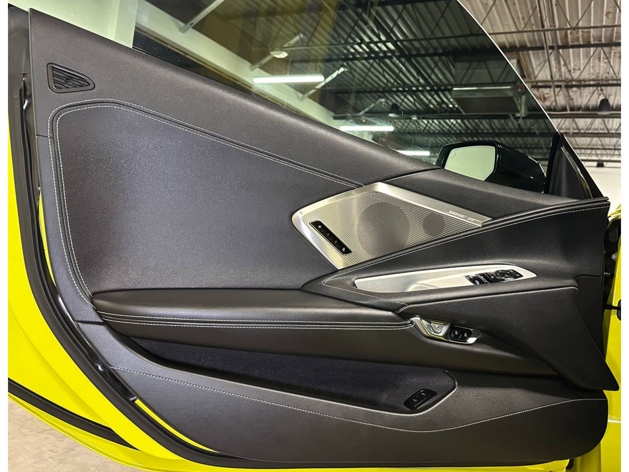 Used 2024 Chevrolet Corvette Stingray Preferred Cpe w/ Z51 Performance Package RWD image 19