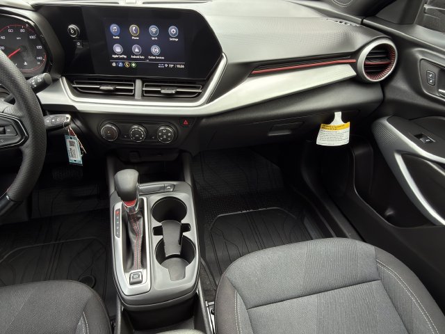 New 2026 Chevrolet Trax RS FWD image 10