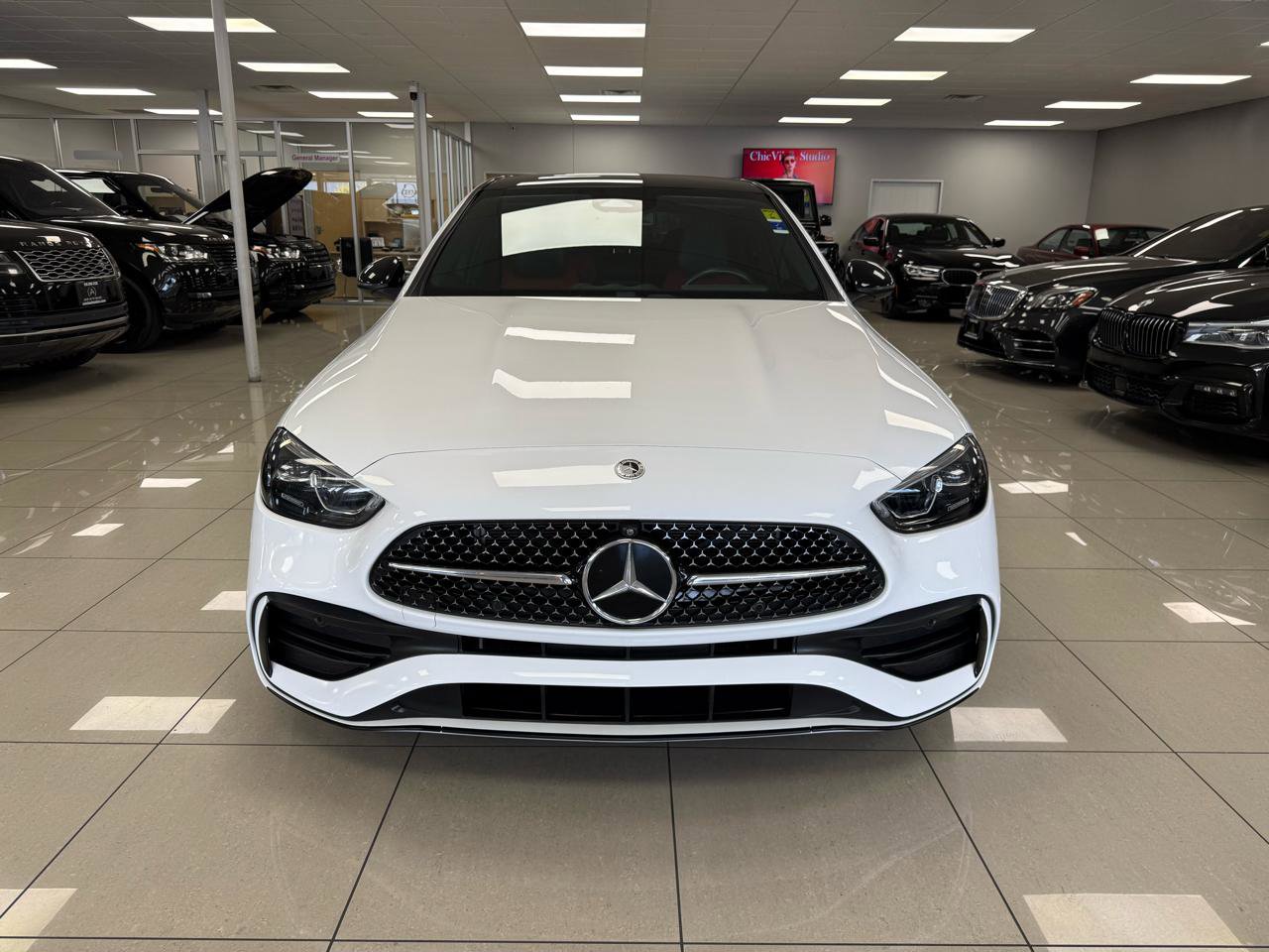 Used 2024 Mercedes-Benz C 300 Sedan image 5