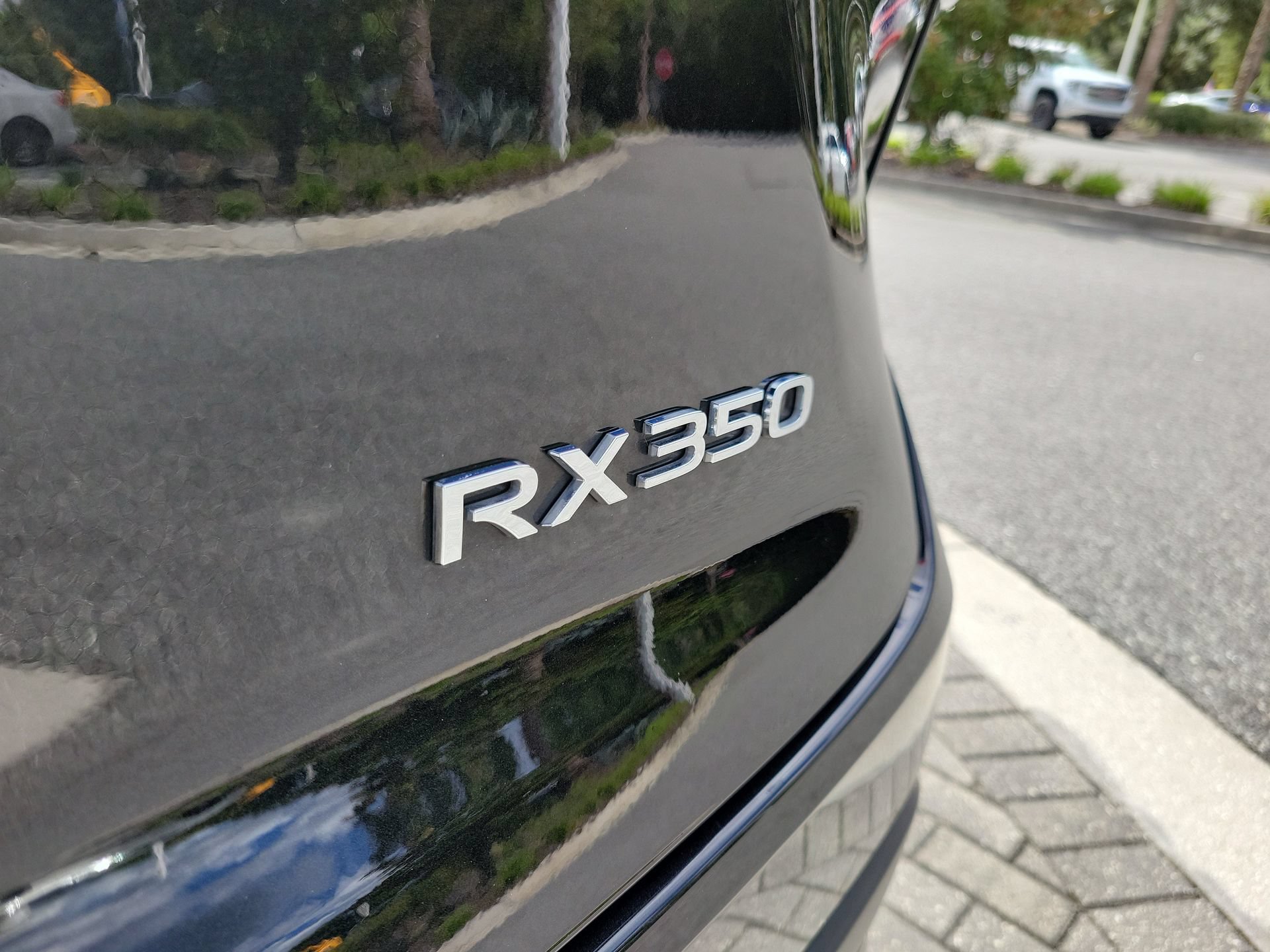 Used 2024 Lexus RX 350 FWD w/ Technology Package image 10