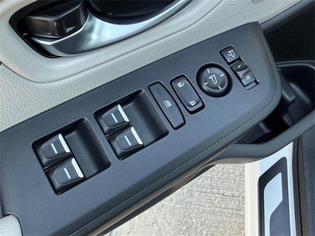 New 2026 Honda Pilot Touring image 10