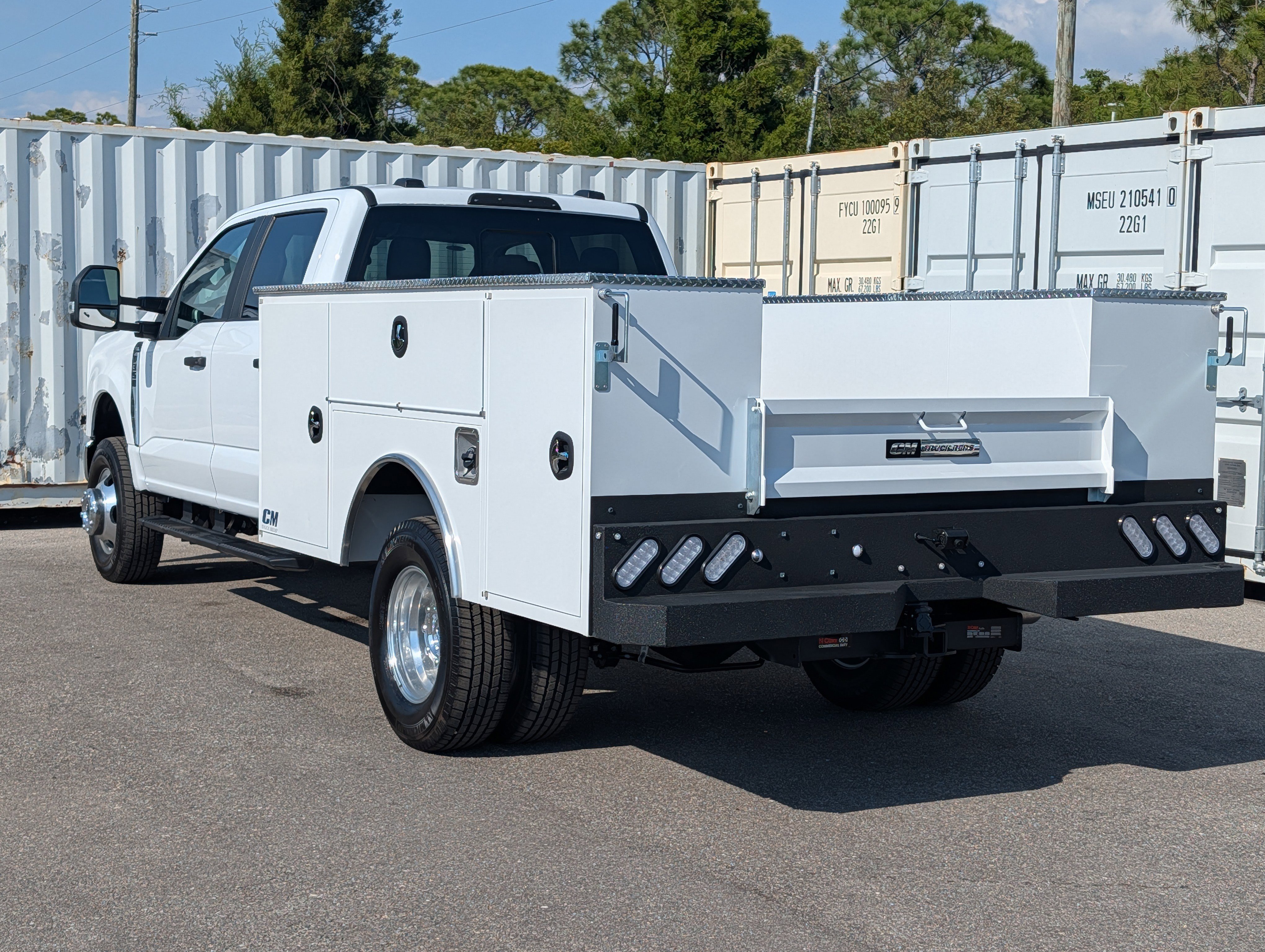 New 2026 Ford F350 XL w/ XL Chrome Package AWD/4WD image 7