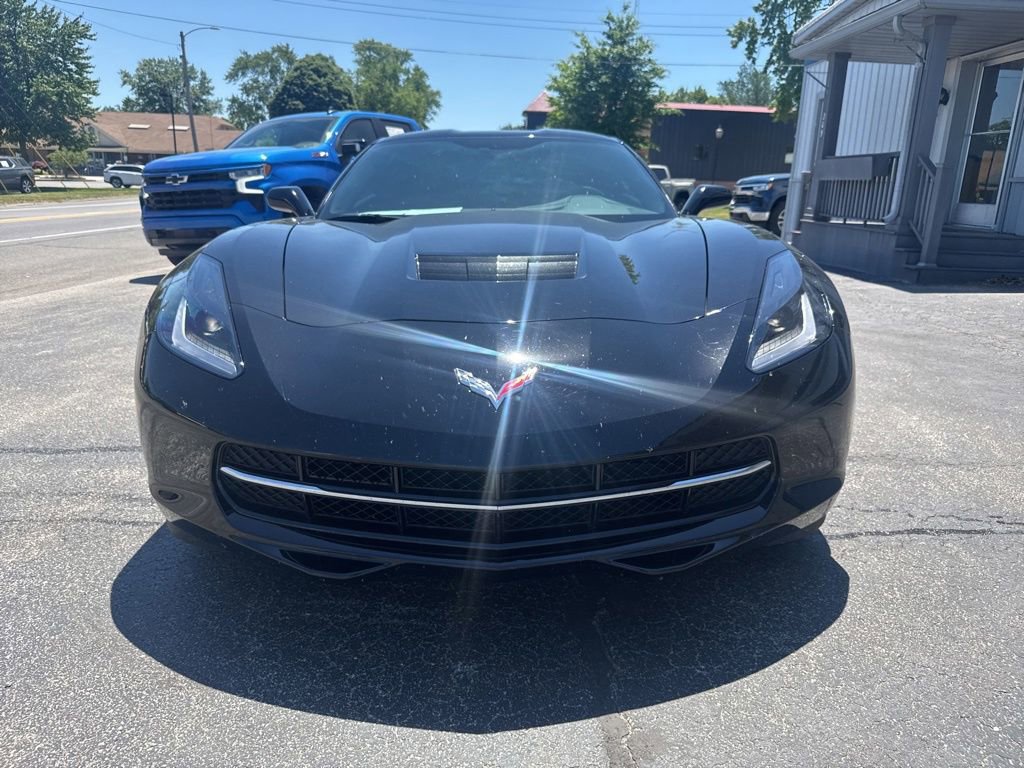 Used 2014 Chevrolet Corvette Stingray Coupe RWD image 2