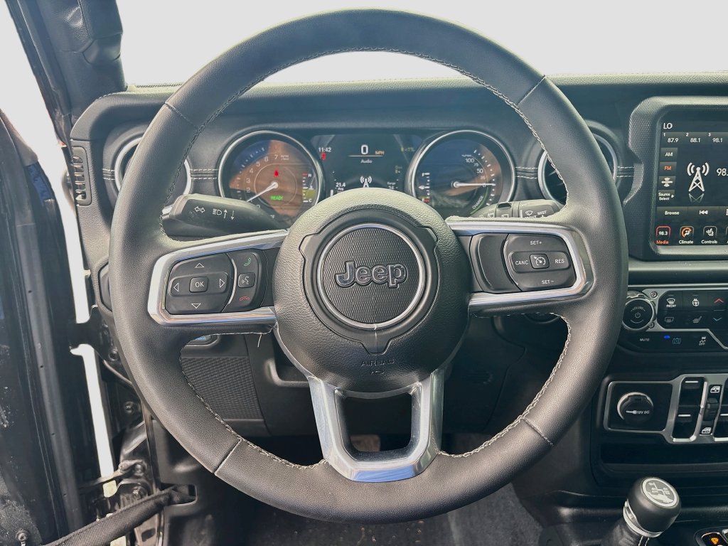 Used 2023 Jeep Wrangler Unlimited Sahara w/ Cold Weather Group AWD/4WD image 12