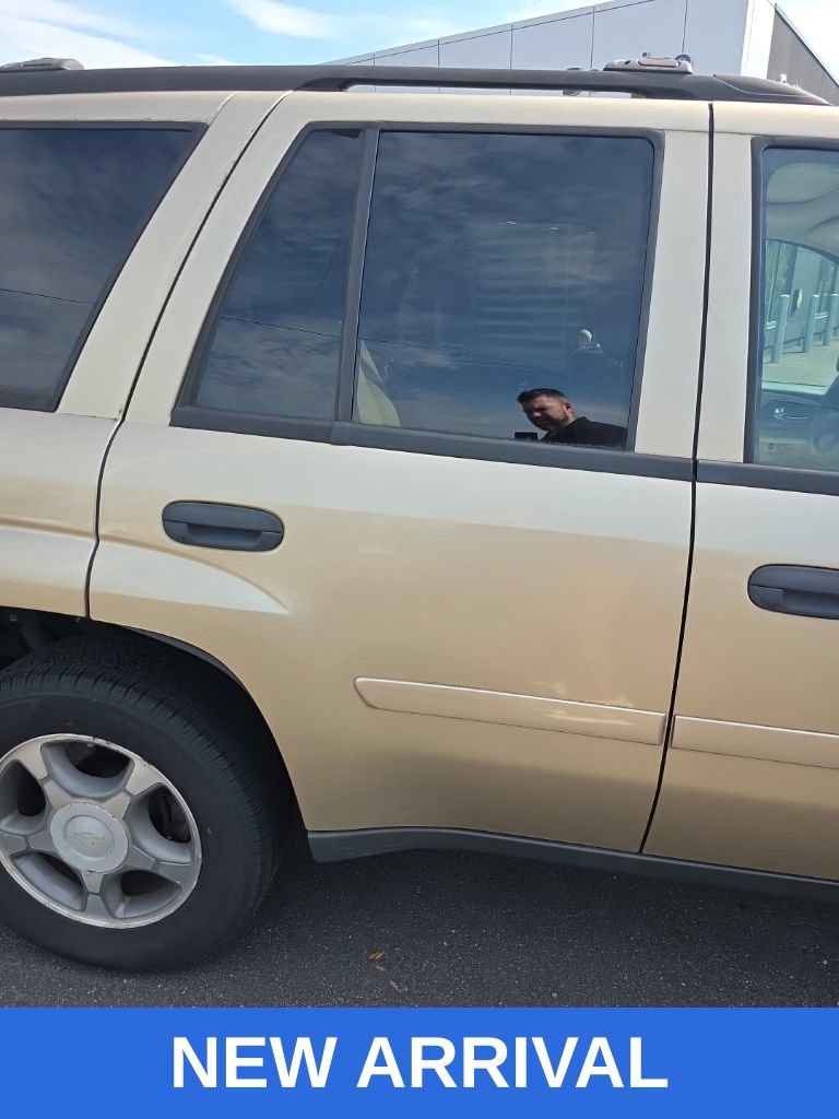 Used 2007 Chevrolet TrailBlazer LS AWD/4WD image 7