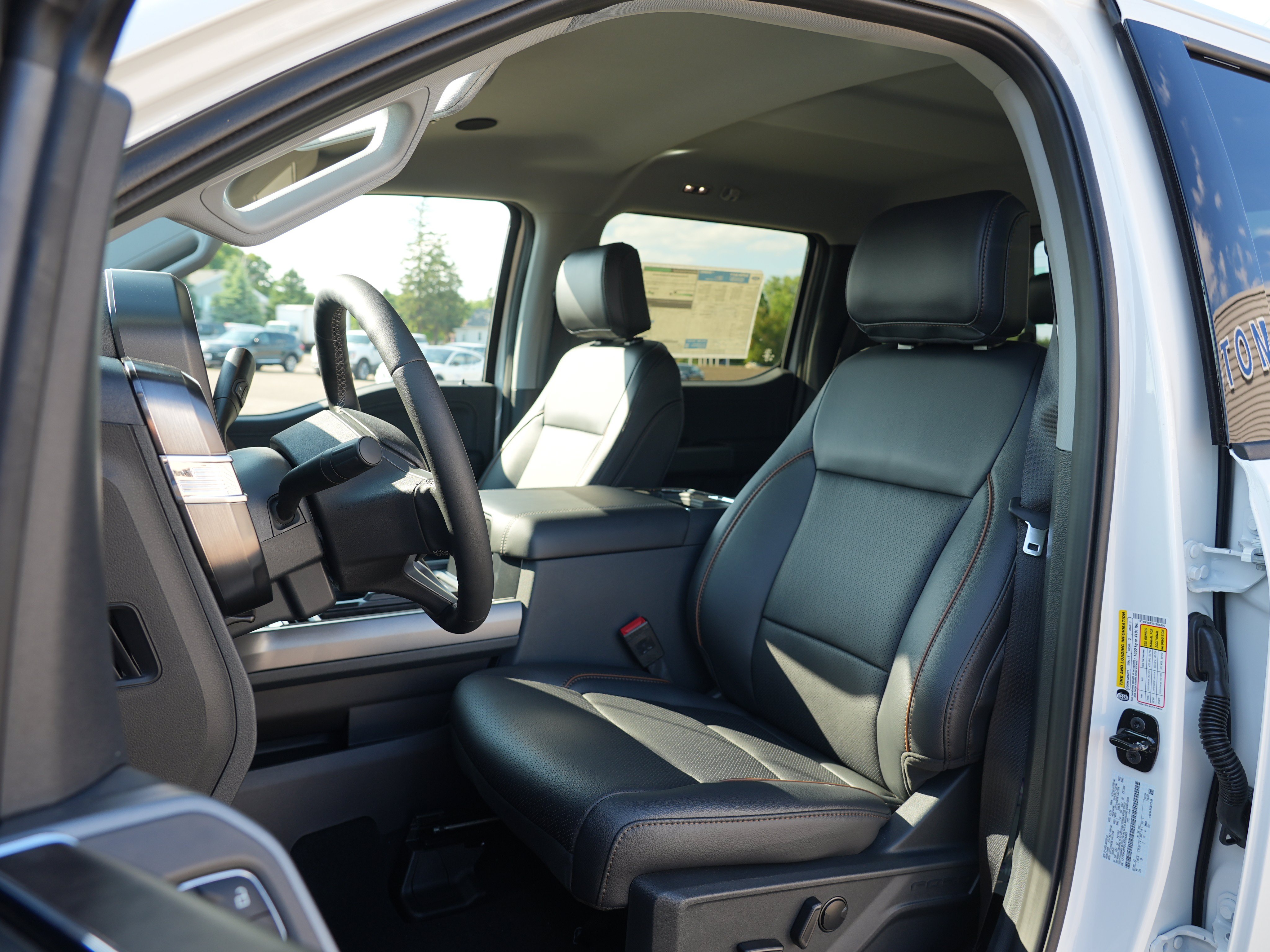 New 2026 Ford F350 4x4 Crew Cab Super Duty image 14