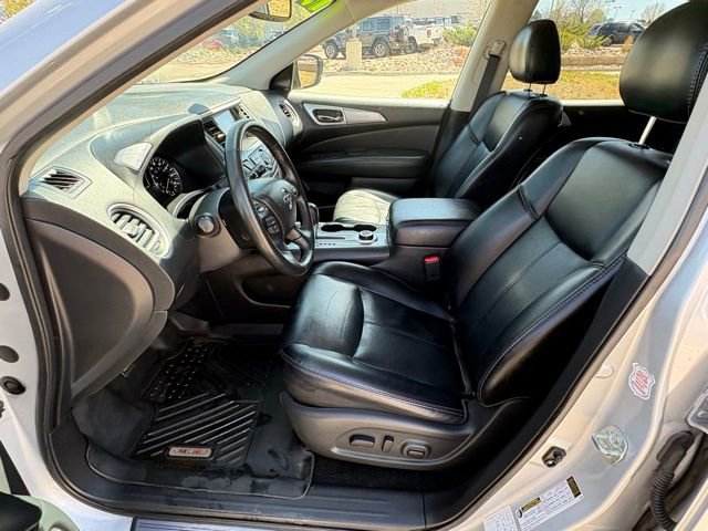 Used 2019 Nissan Pathfinder SL AWD/4WD image 12