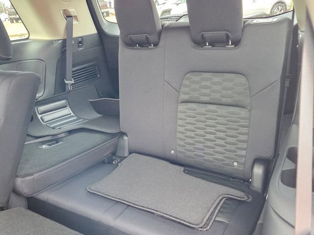 New 2026 Nissan Pathfinder SV image 9