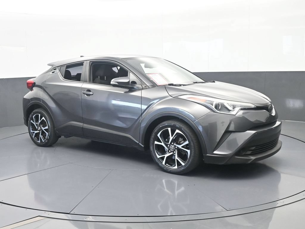 Used 2019 Toyota C-HR XLE FWD image 8