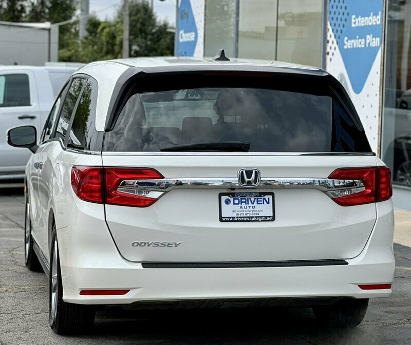 Used 2018 Honda Odyssey EX-L image 3