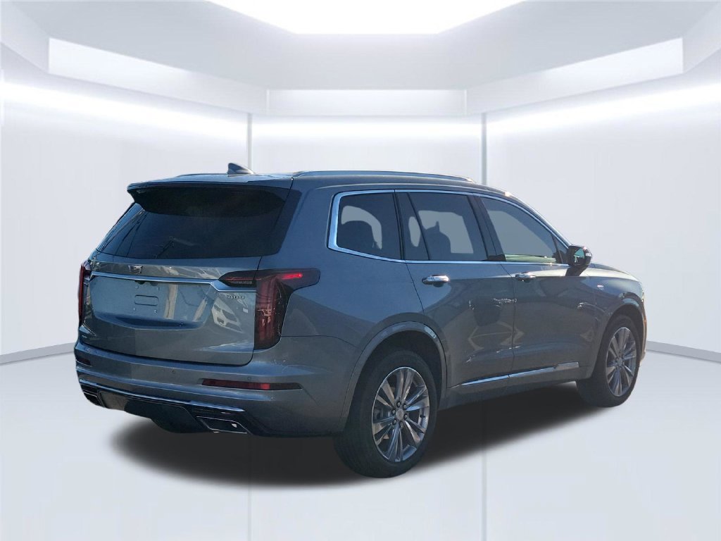 Used 2024 Cadillac XT6 Premium Luxury AWD/4WD image 6